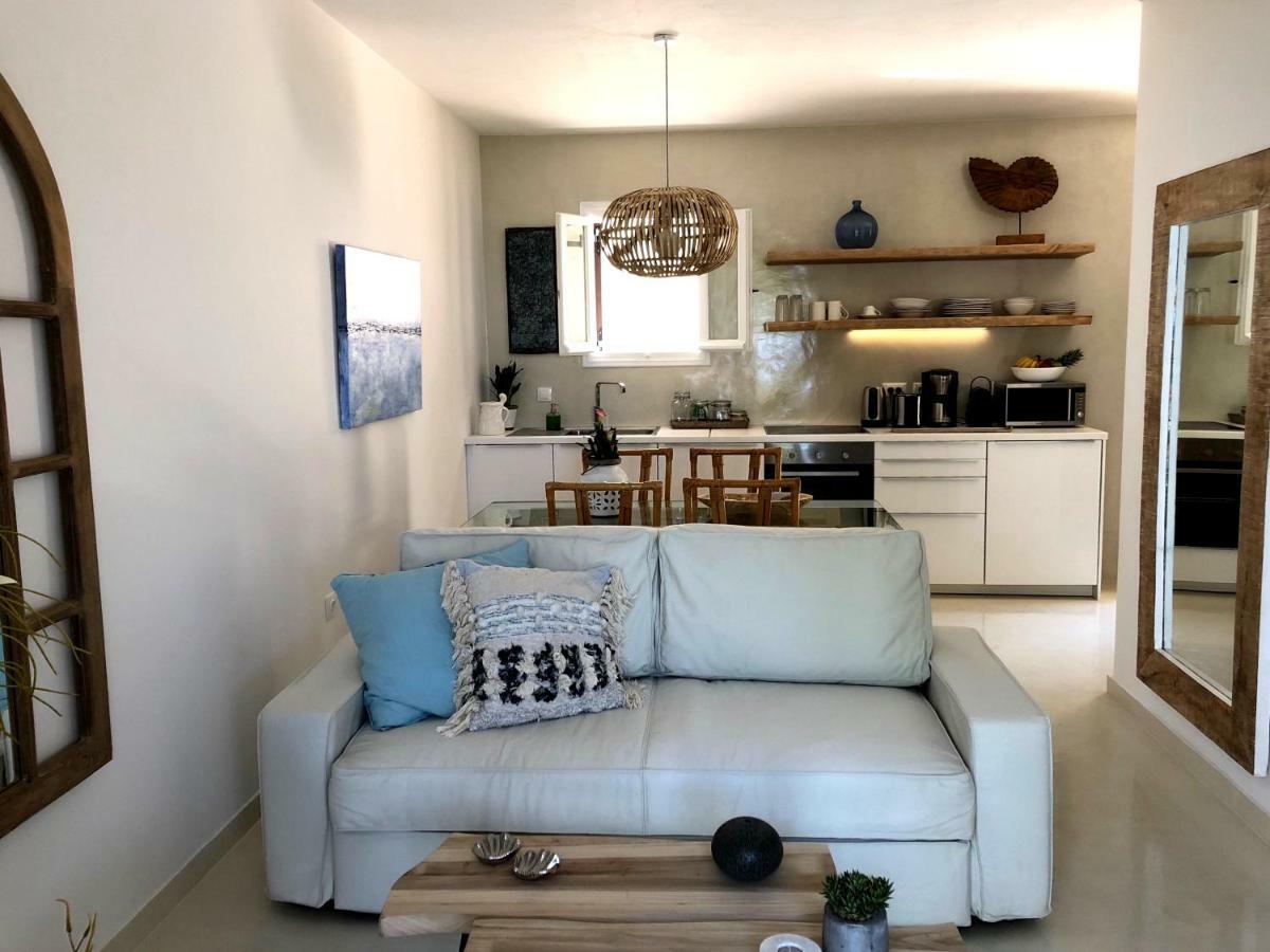 Aqua Seafront Glyfada Corfu Beach House With Garden Екстер'єр фото